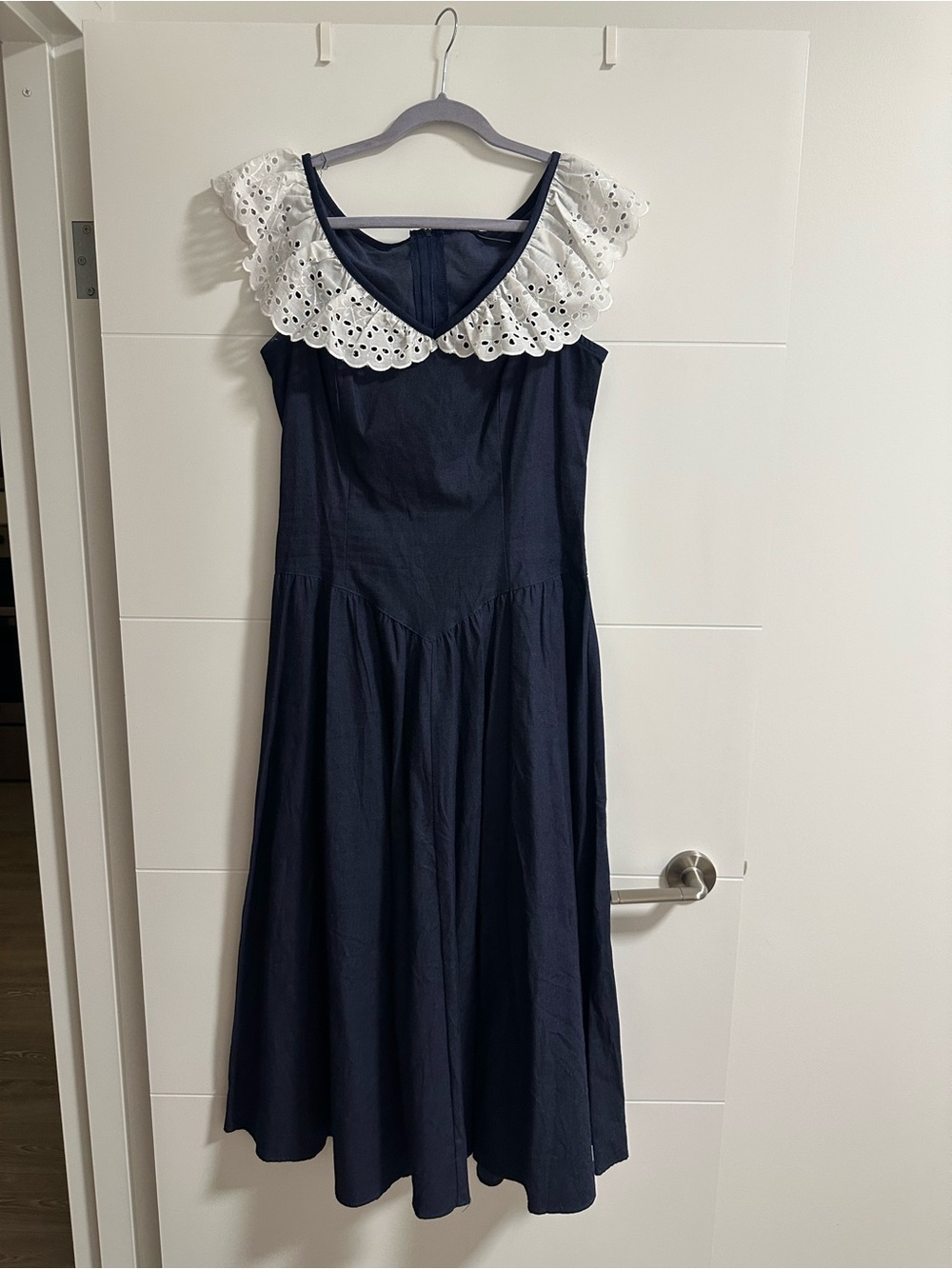 Circle T by Marilyn Lenox Vintage Drop Waist Eyelet Lace Collar Midi Dress